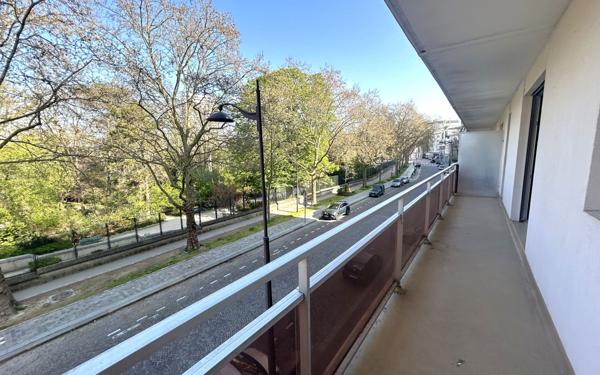 Appartement à vendre    3 pièces • 81,40 m2 Paris 13