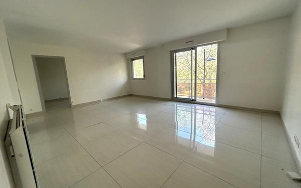 Appartement à vendre    3 pièces • 81,40 m2 Paris 13