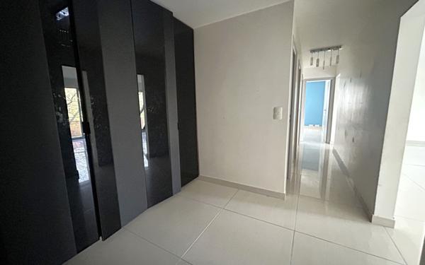 Appartement à vendre    3 pièces • 81,40 m2 Paris 13