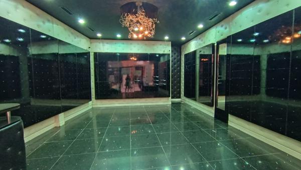 A LOUER - Boutique 50 m² - RUE SAINT ROME