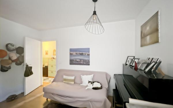 Appartement à vendre    3 pièces • 65 m2 Bondy