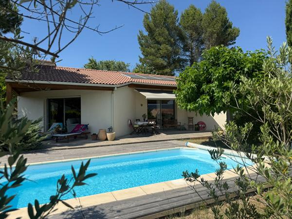 Maison à vendre à Limoux de 105 m² avec piscine, garage de 55 m² et terrain de 960 m²