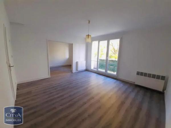 Appartement à louer 2 pièces 57.36m² Gagny (93220)