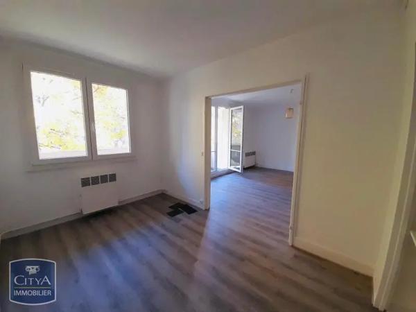 Appartement à louer 2 pièces 57.36m² Gagny (93220)