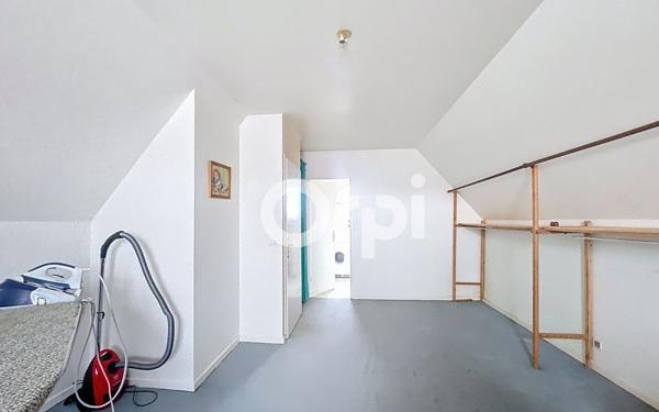 Maison à vendre    5 pièces • 102 m2 Le Coudray-Montceaux