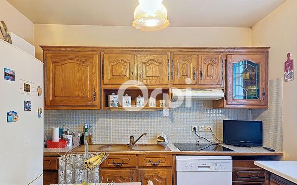 Maison à vendre    5 pièces • 102 m2 Le Coudray-Montceaux