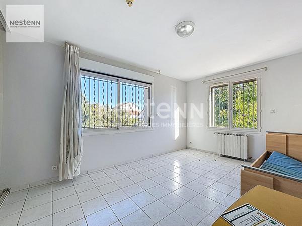 Maison Miramas 615m² terrain