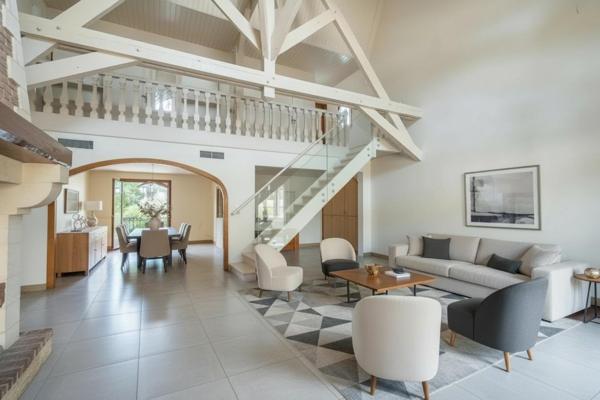 Belle demeure de 200 m² habitables à 10 min du RER A