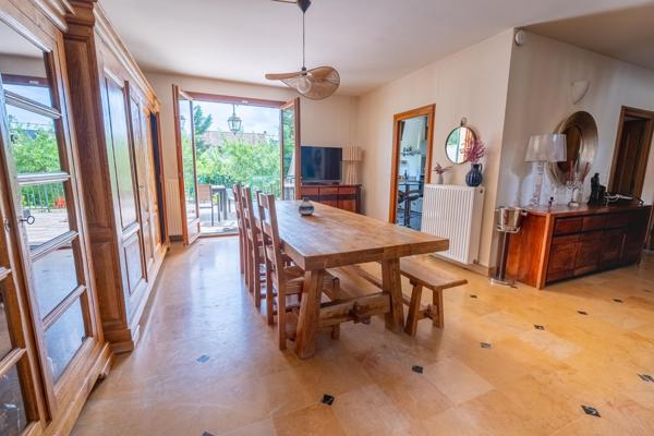 Belle demeure de 200 m² habitables à 10 min du RER A