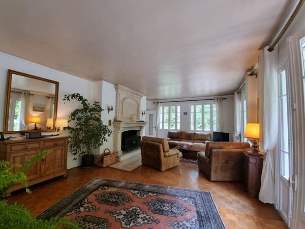 Maison Lamorlaye 5 pièce(s) 121 m2 (+ 60 m²)