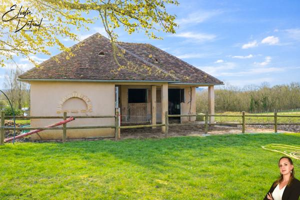 Maison 7 pièces - 242 m²