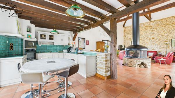 Maison 7 pièces - 242 m²