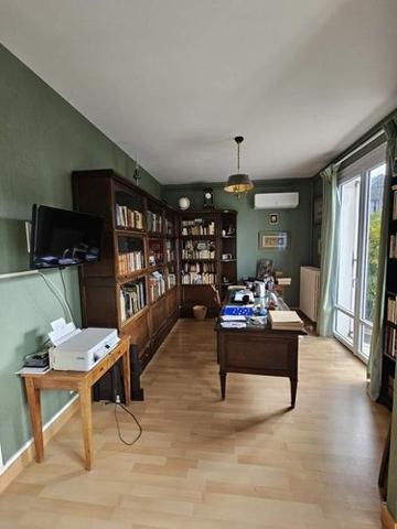 Maison à vendre à La Chartre-sur-le-Loir dans la Sarthe (72340), ref : 105954