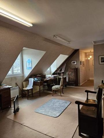 Maison à vendre à La Chartre-sur-le-Loir dans la Sarthe (72340), ref : 105954