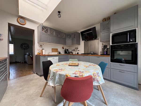 Maison de 5 pièces - SURFACE 105m² - Salouel