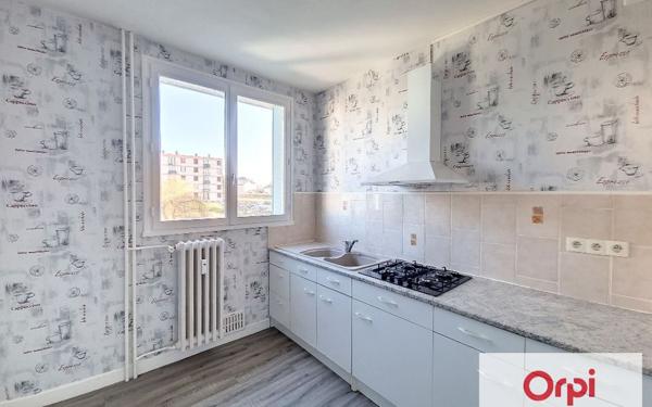 Appartement à louer    2 pièces • 68,36 m2 Montluçon