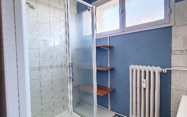 Appartement à louer    2 pièces • 68,36 m2 Montluçon