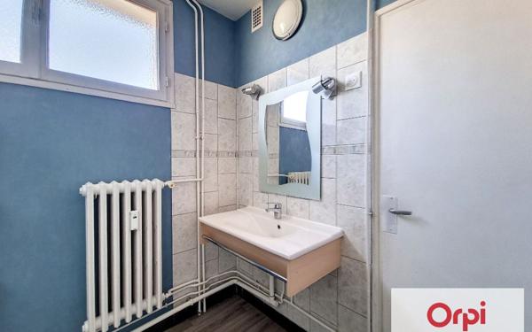 Appartement à louer    2 pièces • 68,36 m2 Montluçon