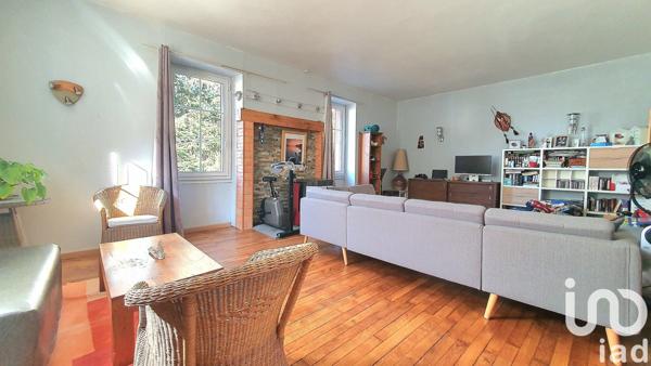 Maison 5 pièces de 160 m² à Mazaye (63230)