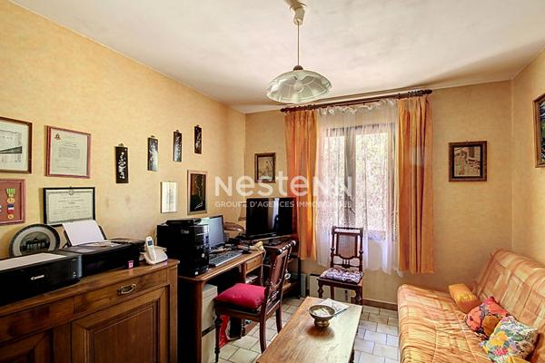 Exclusivité A VENDRE ! Maison de 92 m2 de plain pied + 10m² de dépendance + piscine le tout sur un terrain de 2 hectares!!