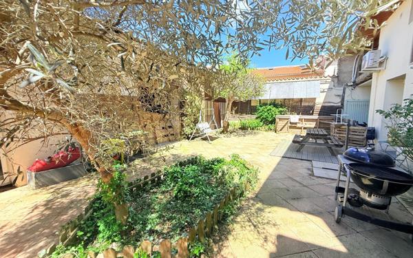 Maison à vendre    8 pièces • 265 m2 Lavernose-Lacasse