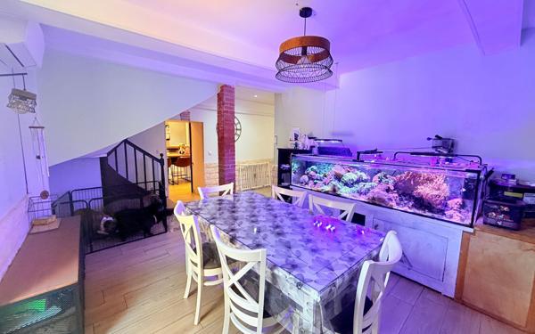 Maison à vendre    8 pièces • 265 m2 Lavernose-Lacasse