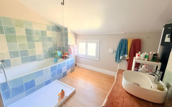 Maison à vendre    8 pièces • 265 m2 Lavernose-Lacasse