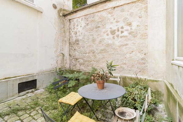 Appartement Paris 18 e - ABBESSES / LEPIC