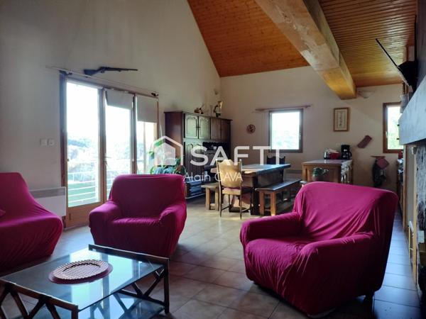 Chalet de 125m² sur 2 niveaux +appartement en rez de jardin de 42m² à finir sur 1060m² de terrain