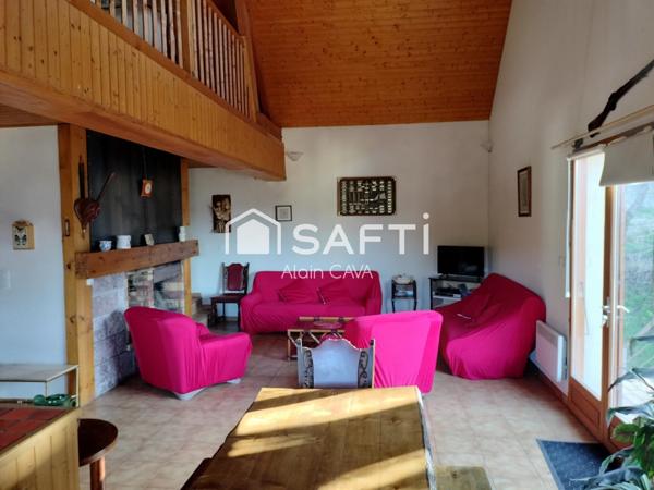 Chalet de 125m² sur 2 niveaux +appartement en rez de jardin de 42m² à finir sur 1060m² de terrain