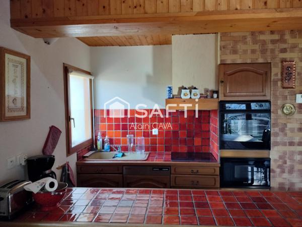 Chalet de 125m² sur 2 niveaux +appartement en rez de jardin de 42m² à finir sur 1060m² de terrain