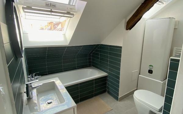 Appartement à louer    4 pièces •  Blois