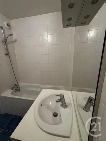 Appartement F3 à vendre  3 pièces - 83,15 m2 FERNEY VOLTAIRE - 01