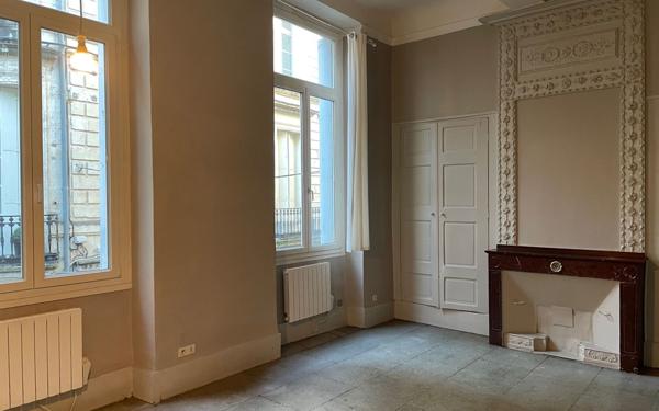 Appartement à louer    3 pièces • 95,56 m2 Montpellier