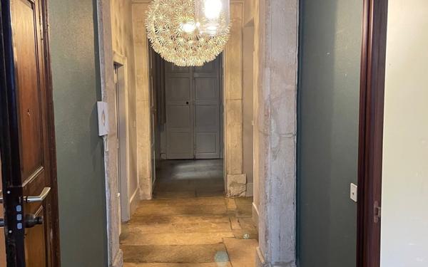 Appartement à louer    3 pièces • 95,56 m2 Montpellier
