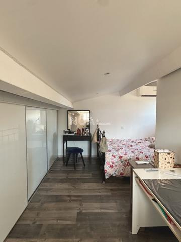 Villa rénovée avec piscine et bel environnement boisé