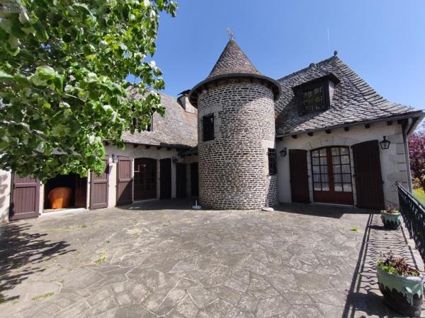 Maison à vendre à Montsalvy dans le Cantal (15120), ref : 059-2003