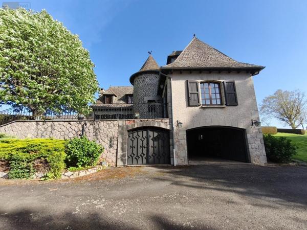 Maison à vendre à Montsalvy dans le Cantal (15120), ref : 059-2003