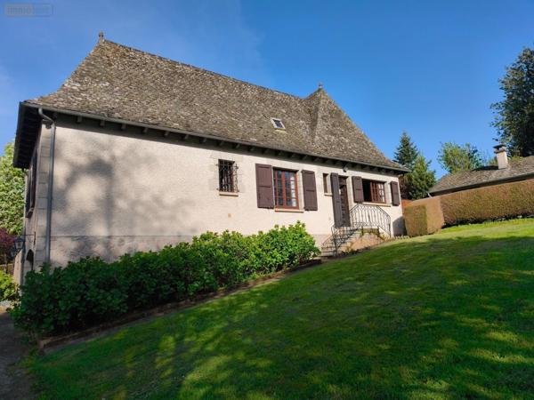 Maison à vendre à Montsalvy dans le Cantal (15120), ref : 059-2003
