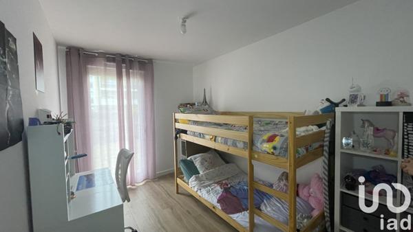 Appartement 3 pièces de 62 m² à Pontault-Combault (77340)