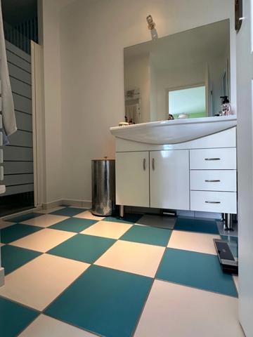 Maison à vendre à Saumur-Bagneux - 4 chambres - Vue dégagée - 222 m² - construction 2006 - Parcelle de 659m²