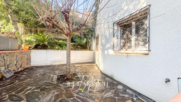 VILLA AVEC UNE VUE MER ET MONTAGNES