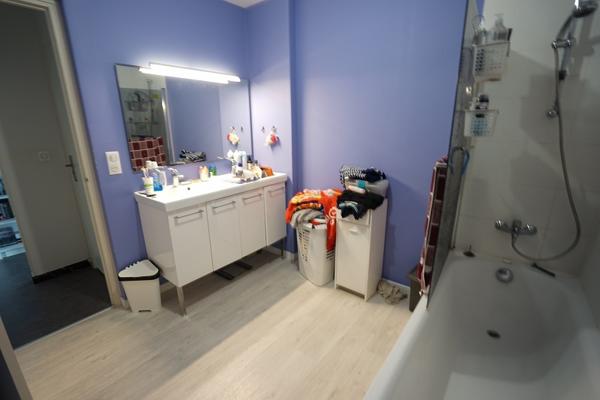 MARCQ EN BAROEUL - APPARTEMENT - T4