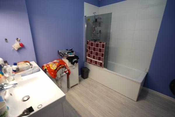 MARCQ EN BAROEUL - APPARTEMENT - T4