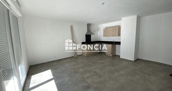 Location Appartement 3 pièces 68.4 m² - Montfavet 84140