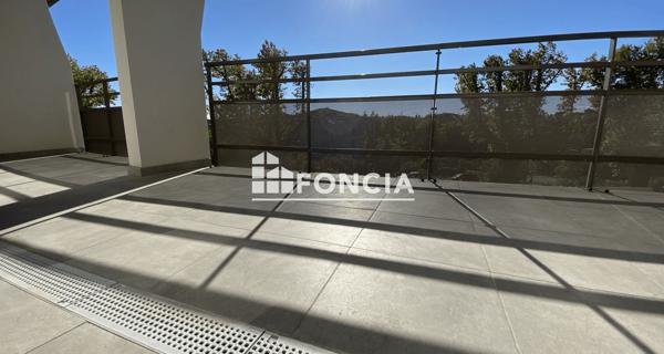 Location Appartement 3 pièces 68.4 m² - Montfavet 84140