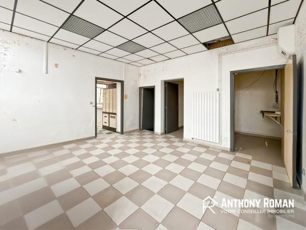 Attiches (59551) Immeuble - 260m2 - Appartement + Local professionel
