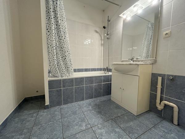 Appartement - Non meublé - Rue Saint Marc