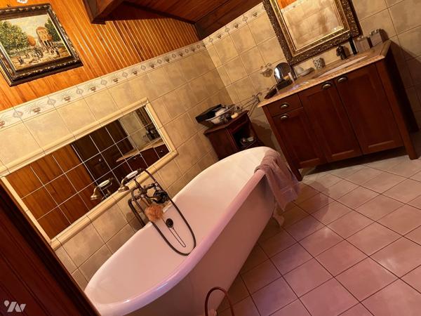 MAISON DE TYPE LANDAISE AVEC VUE DOMINANTE CASTELJALOUX