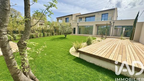 Maison à vendre 5 pièces 156 m² L'Isle-sur-la-Sorgue